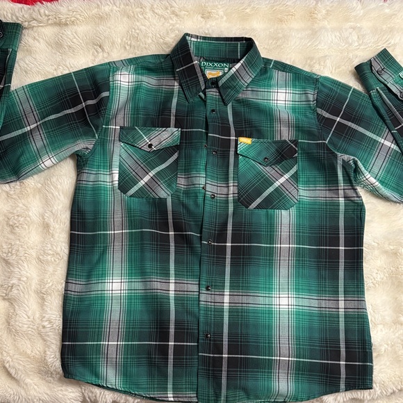 DIXXON Men's green and Black Plaid Shirt - Picture 2 of 5